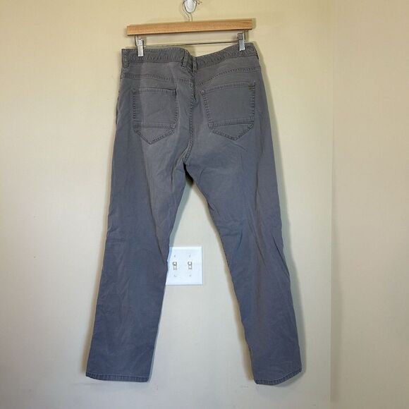 Tommy Bahama Men's Boracay Jeans in Vintage Grey Wash size 32 X 30 - Picture 2 of 10
